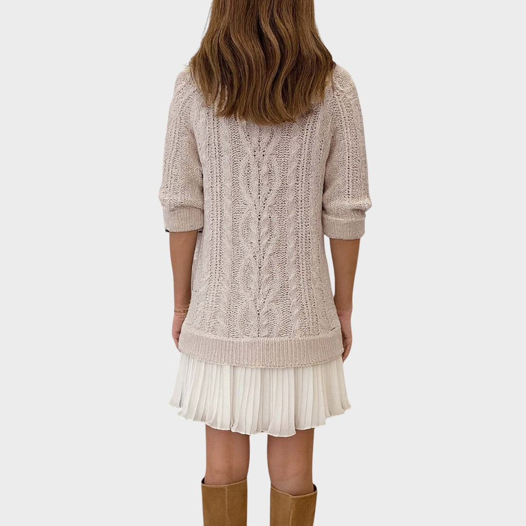 Gabriella – Elegante abito in maglia con fondo plissettato